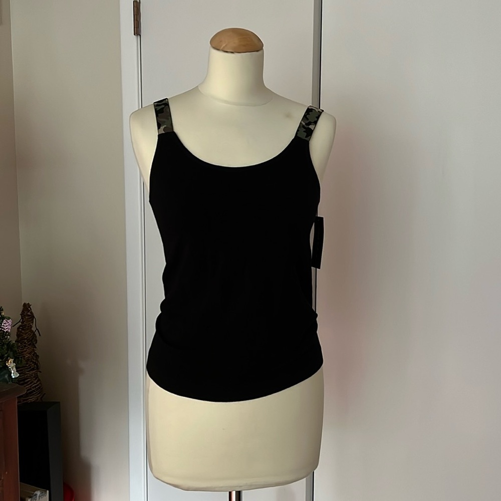 NWT “strap-its” black one size fits most tank top.